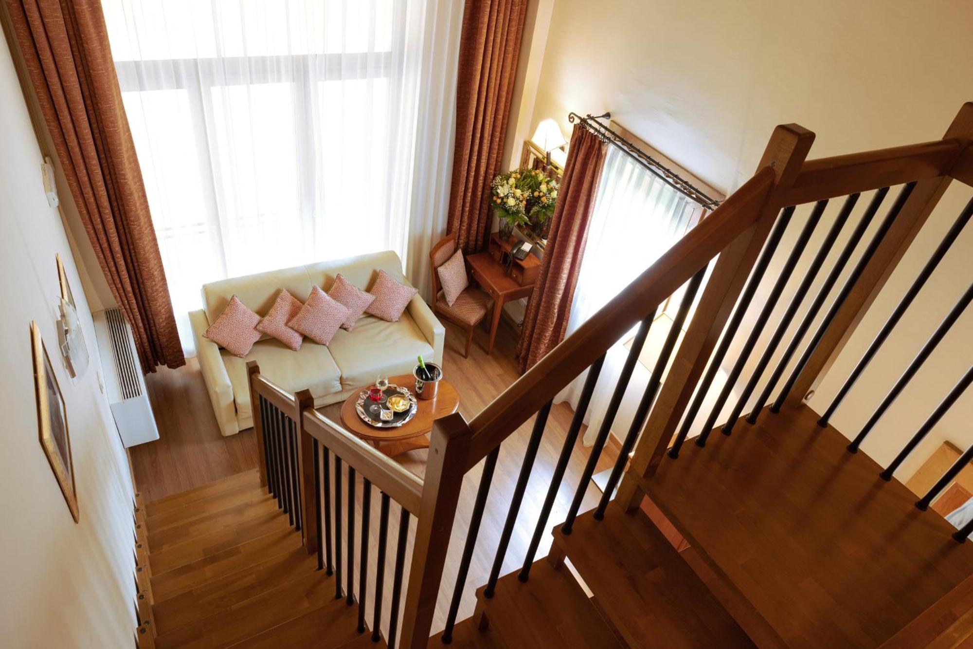 Hotel Venice Resort Airport Тессера Экстерьер фото